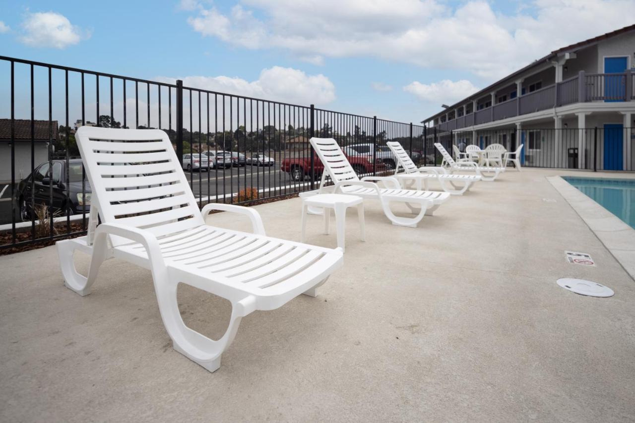 Days Inn By Wyndham Arroyo Grande Pismo Beach 外观 照片