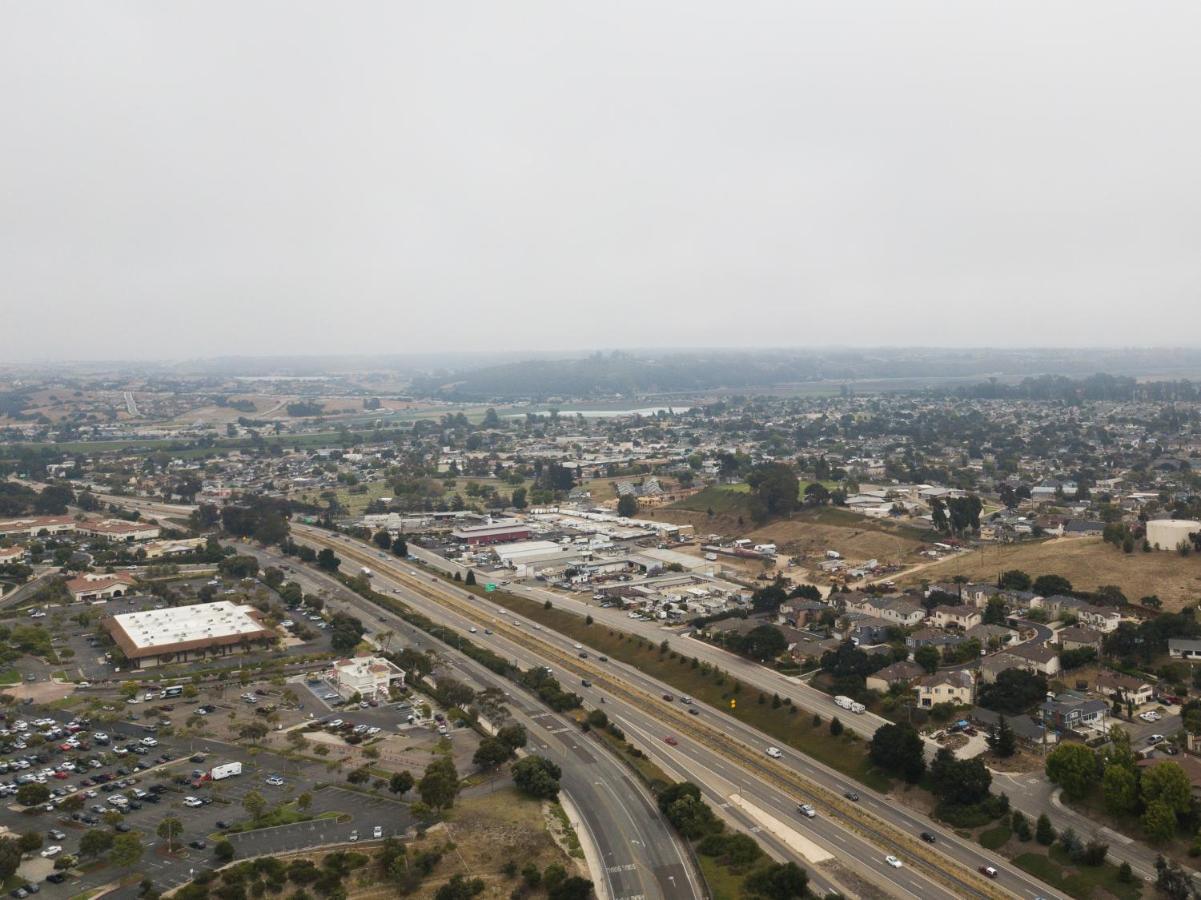 Days Inn By Wyndham Arroyo Grande Pismo Beach 外观 照片