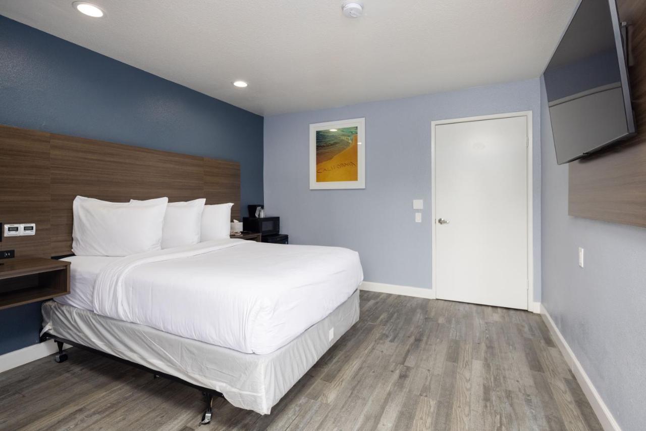 Days Inn By Wyndham Arroyo Grande Pismo Beach 客房 照片